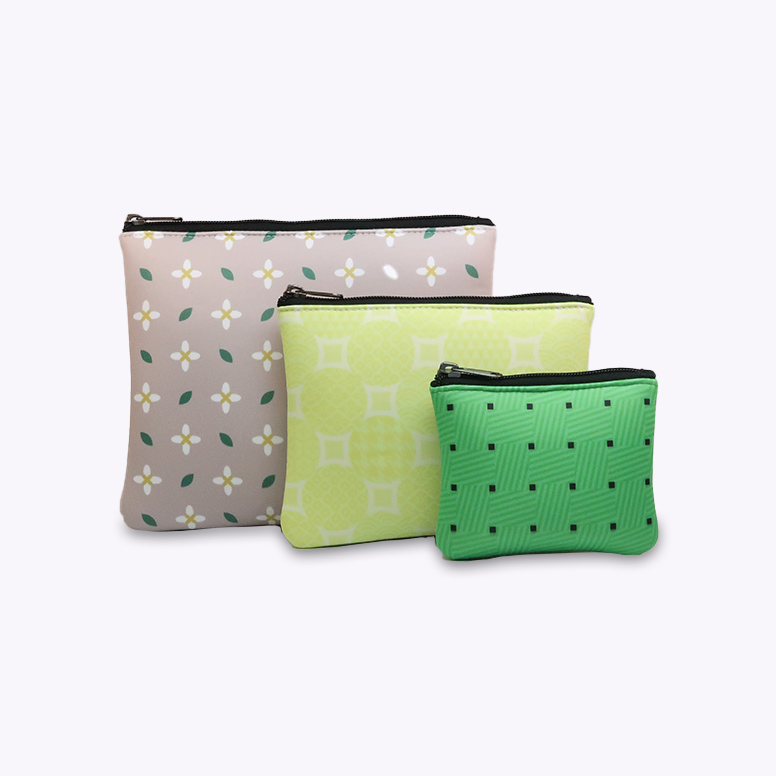 フラットポーチ